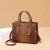 Classic Crocodile Pattern Women's Handbag Fashionable Rivet Reinforcement Women's Single Room Bag Solid Color Retro Large Capacity Tote