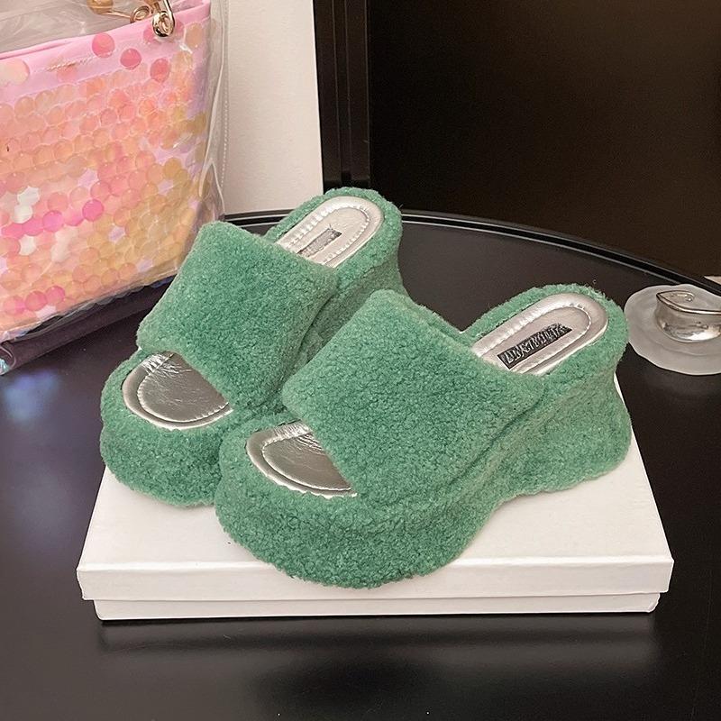Fashion High Heels Women's Platform Slippers Winter Fashion Fluffy Shoes 2025 New Comfortable Slides Designer Fashion Casual Chaussures