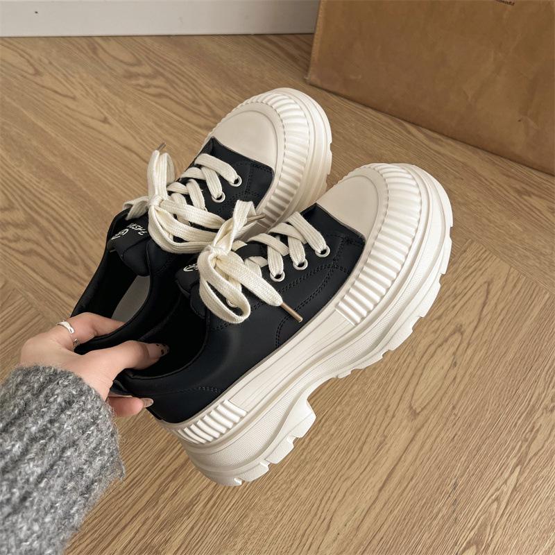 Retro Beige Showing Feet, Small Platform Dad Shoes, Women's 2025 New Autumn Lightweight and Heightening Casual Sports Shoes