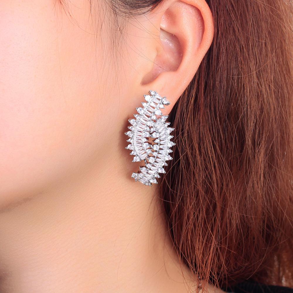 Catwalk Light Luxury Full Diamond Hollow Inlay Popular Earrings Temperament Personality Symmetrical Zircon Earrings Earrings