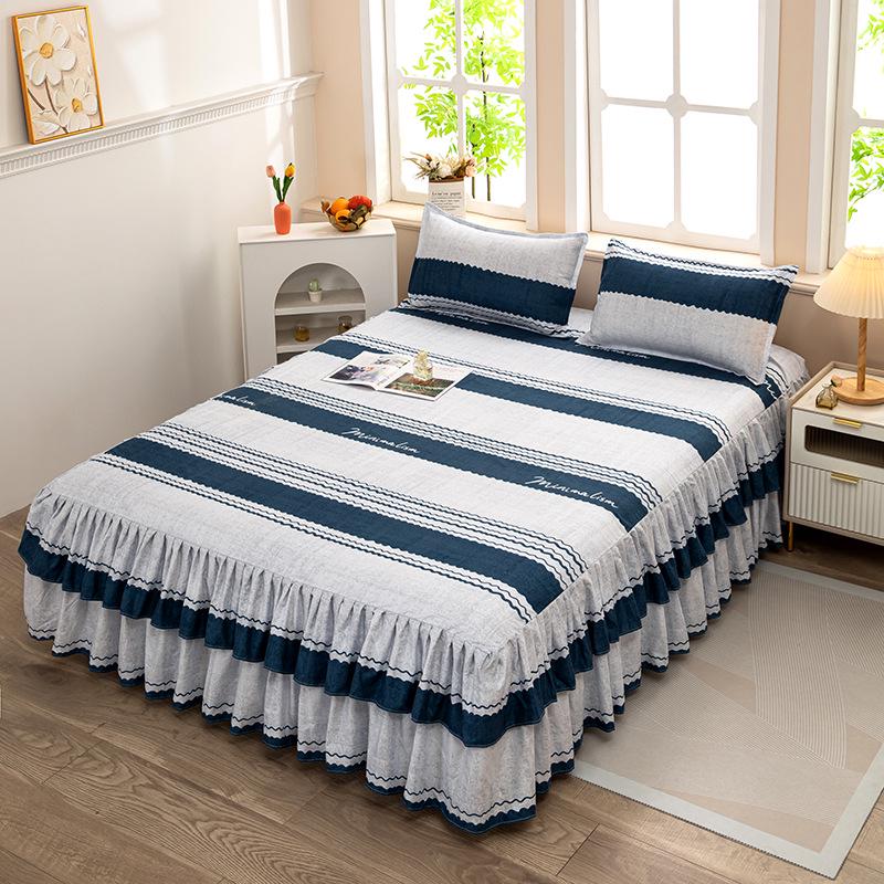 Skin-Friendly Non-Slip Fitted Bed Skirt and Mattress Protector for 1.8m Double Bed