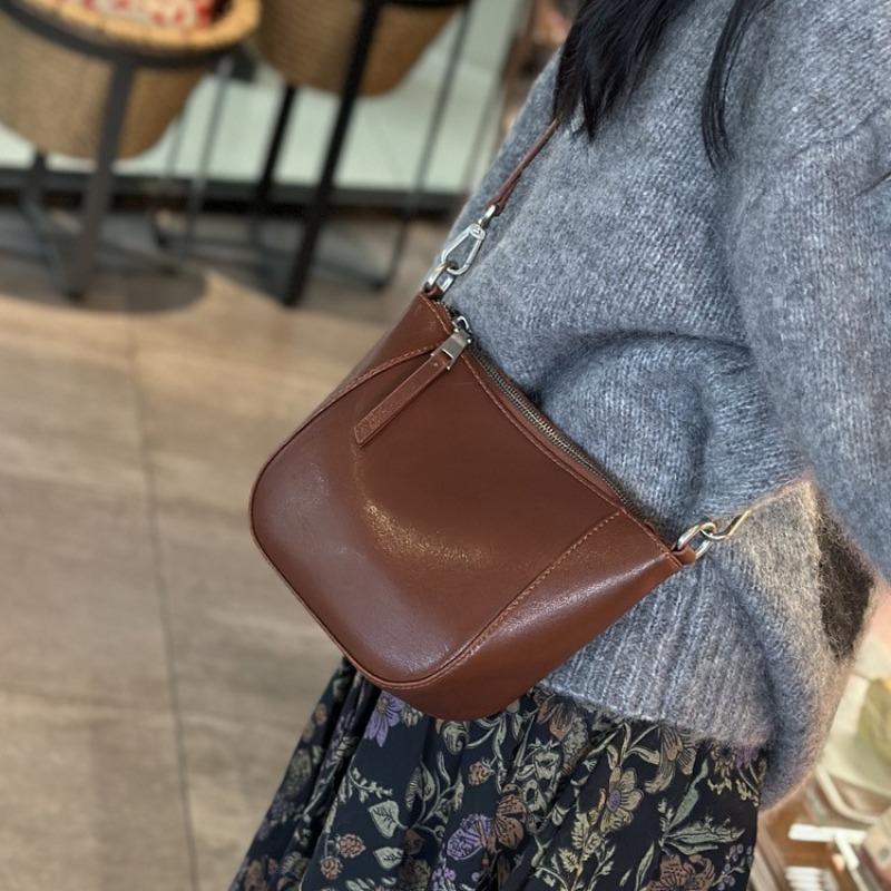 Women's Premium Sense Niche Small Baotou Layer Cowhide Women's Shoulder Crossbody Bag