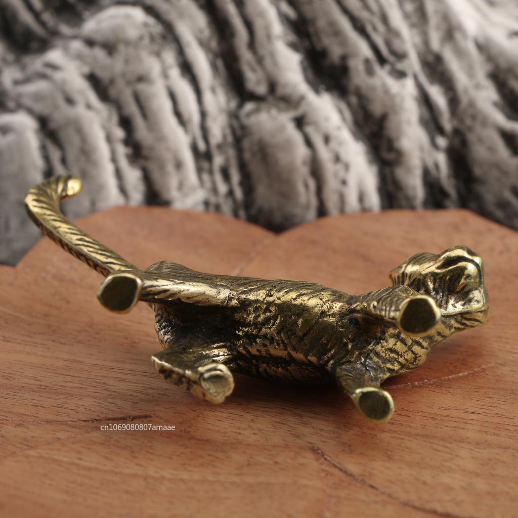 Retro Brass Little Cat Statue Creative Interesting Mini Long-Tailed Cat Tabletop Ornament Miniature Home Decor Tea Pet Crafts