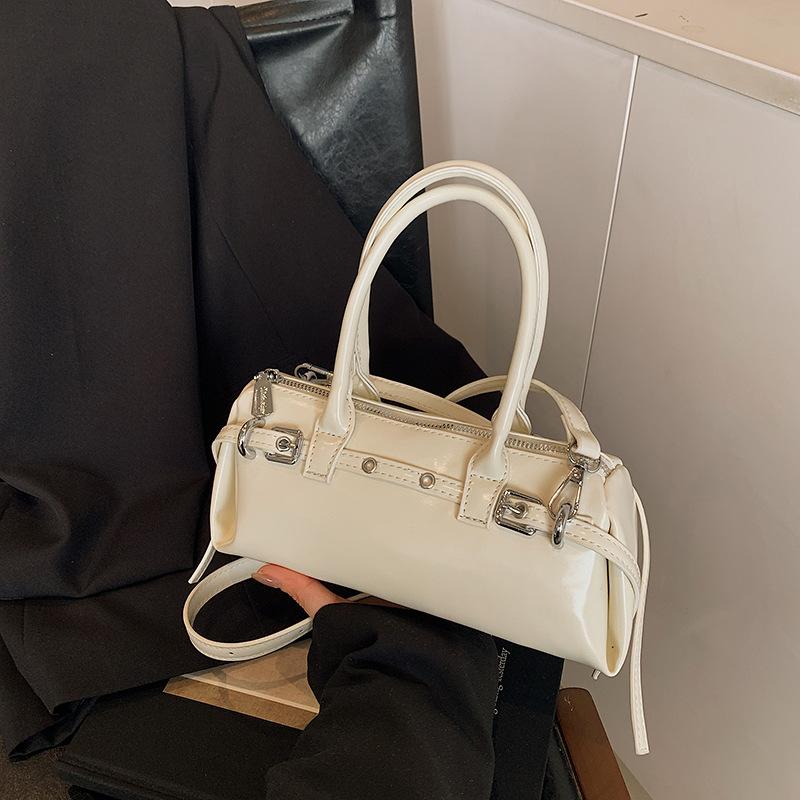 Korean Version of Fashion Portable Pillow Bag Women's 2025 Spring New Fashion Versatile Popular Shoulder Messenger Bag