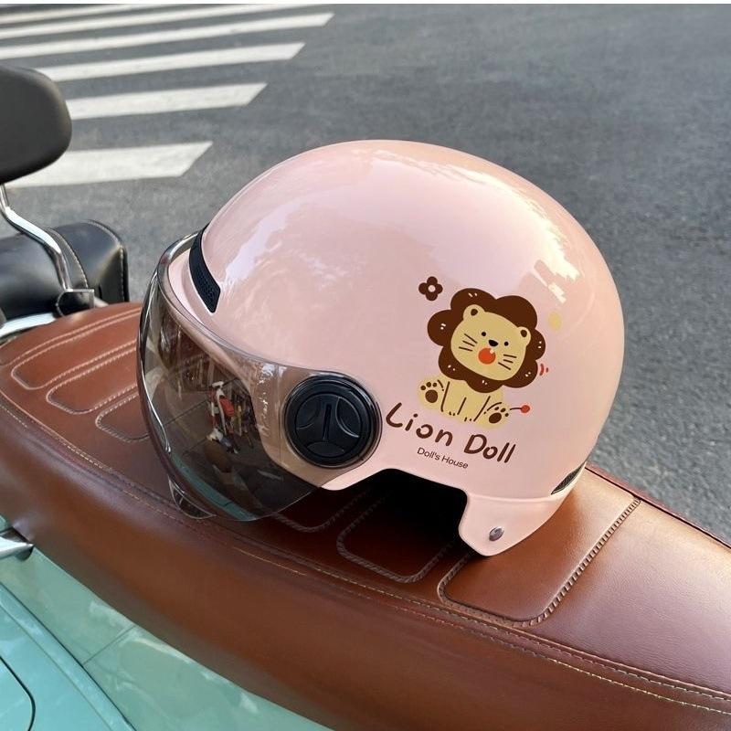 Cartoon cat 3c certified electric car helmet women's winter four seasons new national standard motorcycle safety half helmet cute