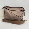 [Б/У] Сумка-кроссбоди/на плечо Medium Khaki Leather Geometric с золотой фурнитурой и съемным ремнем - Очень хорошее состояние #AERL1F