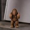 Funny Resin Figurines Mini Monkey Figurine, Frog Statue with Middle Finger Gesture, Sarcastic Festive Halloween Party Supplies Humorous Prank Ornament