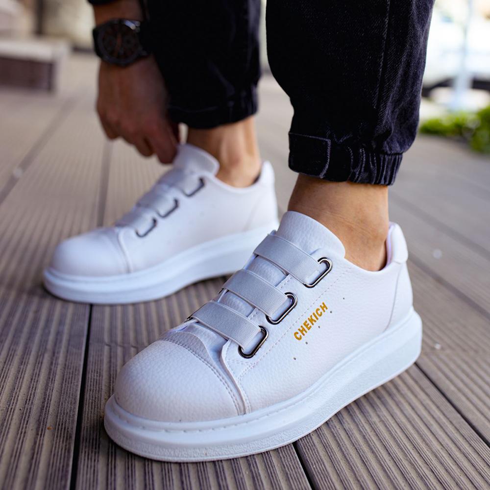 Chekich Мужская обувь Кроссовки белого цвета из искусственной кожи Летний сезон на резинке Удобные модные спортивные легкие дышащие CH253