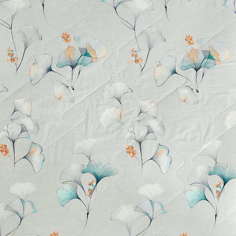 LUOLAI Breathable Polyester All-Season Quilt