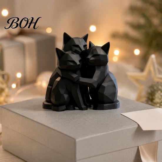 Animal Shape Sculpture 3D Printed Black Cat Figurine, Three Hugging Geometric Statue, Artistic Modern for Home Office Bookshelf Statue