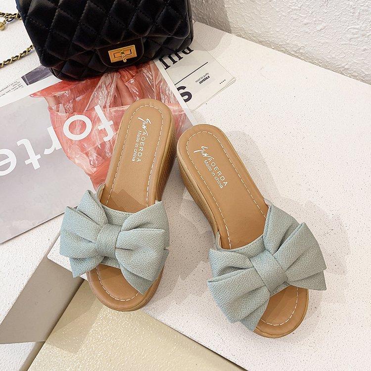 2024 летние новые водонепроницаемые тапочки с толстым дном и уклоном на каблуке, женские тапочки с бантом на высоком каблуке