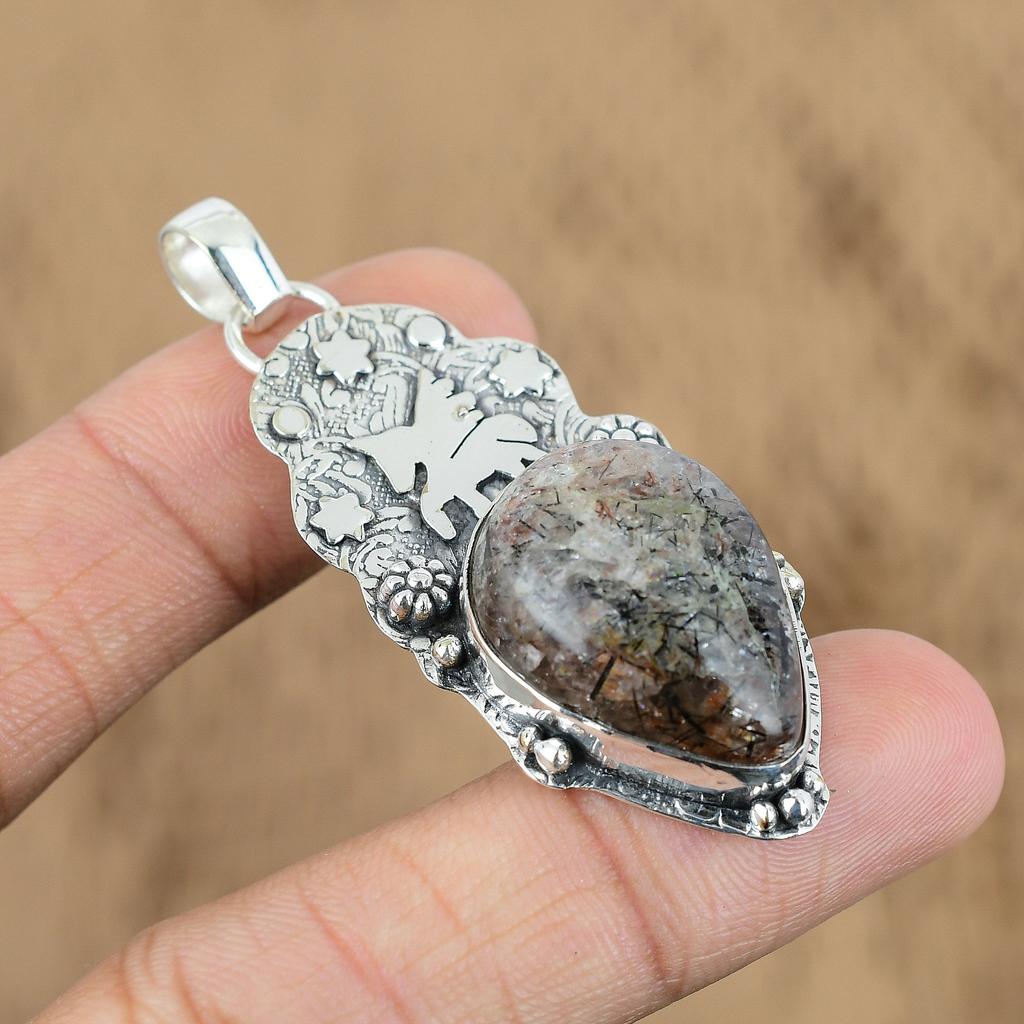 Natural Garden Quartz Gemstone Pendant Unicorn 925 Sterling Silver For Women
