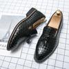 Woven Pattern Men Loafers Shoes Luxury Brand Casual Men Shoes Fashion Slip-on Shoes New Tassel Leather Shoes Designer Mens Shoes