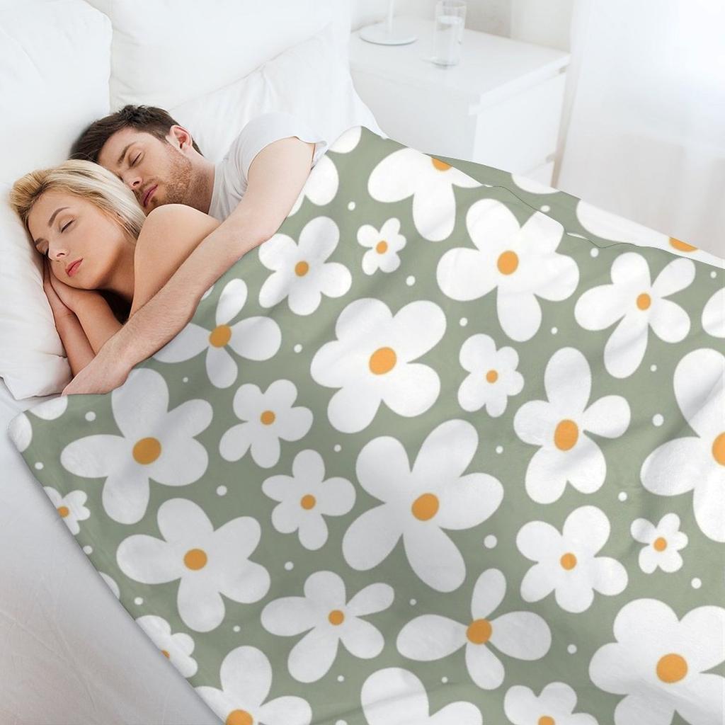 Groovy Daisies Floral Retro Daisy Pattern Sage Olive Green Throw Blanket Hairys Bed covers Softest funny gift Blankets