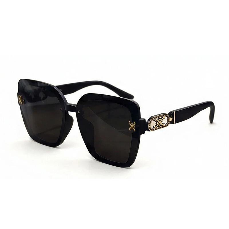 New European and American fashion versatile sunglasses for women's high-end sense, large frame and thin, sunscreen, sunscreen and UV protection