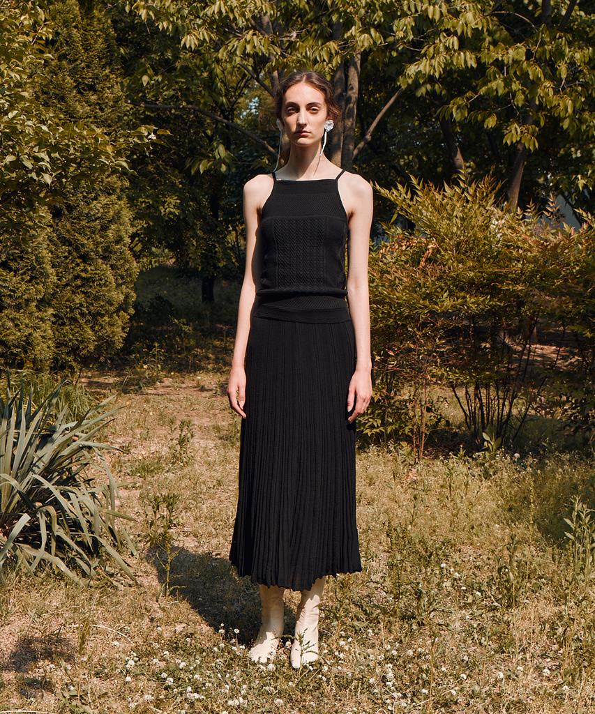 Rie Knitted Pleats Midi Skirt Black