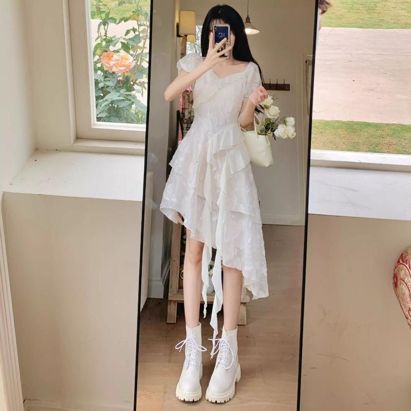 Design sense irregular bubble sleeve dress summer square collar waist thin holiday style princess dress
