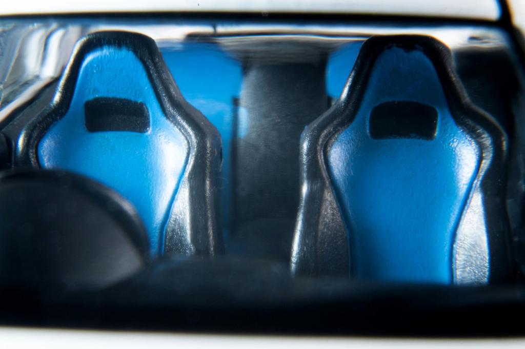 TOMYTEC Tomica Limited Vintage Neo Subaru Impreza WRX STi spec C White 2003 Готовый продукт 332701 1/64 LV-N337a