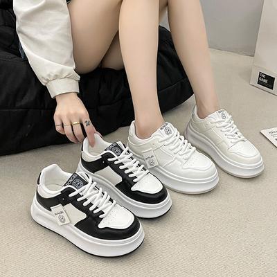 Женская обувь – Кроссовки