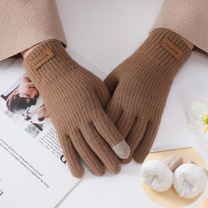 Новые зимние вязаные перчатки