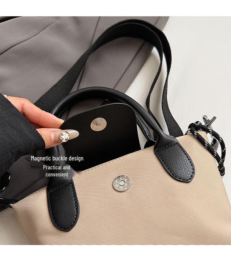 Минималистичная сумка-тоут из оксфордской ткани с цветными блоками: Универсальная, модная наплечная сумка с уникальной текстурой.