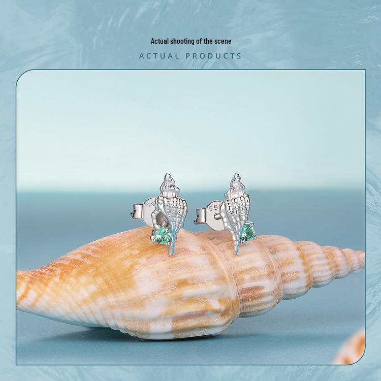Avle Exquisite S925 Sterling Silver Conch Earrings with Platinum Finish - Versatile Marine Life Jewelry for Women.