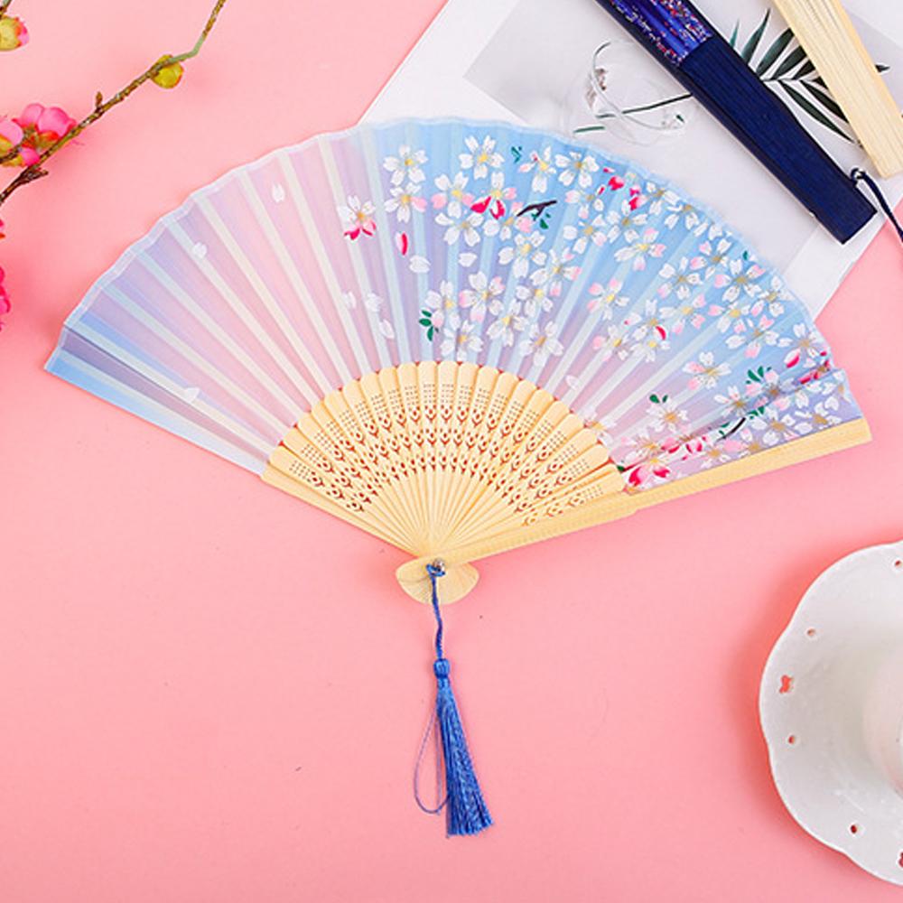 Китайский складной веер с деревянным хвостовиком, веер для классических танцев, высококачественный элегантный женский веер с кисточкой