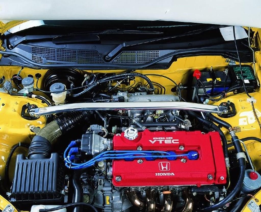 Spoon Body Reinforcement Front Strut Tower Bar for Honda Integra DC2/DB8/Civic EG/EK (Product Code 74300-EGA-000)