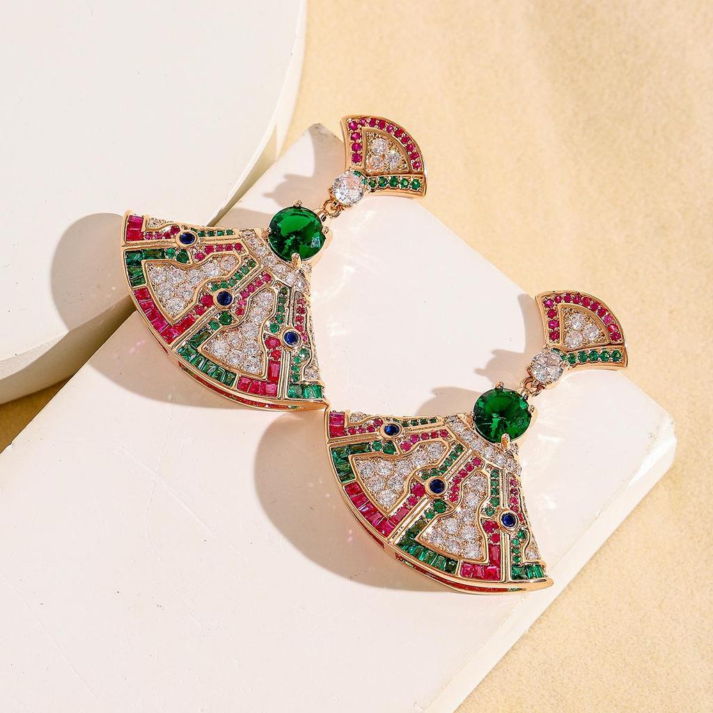 Модный зимний геометрический набор из серебра 925 пробы с цирконом: серьги-веера и колье для женщин