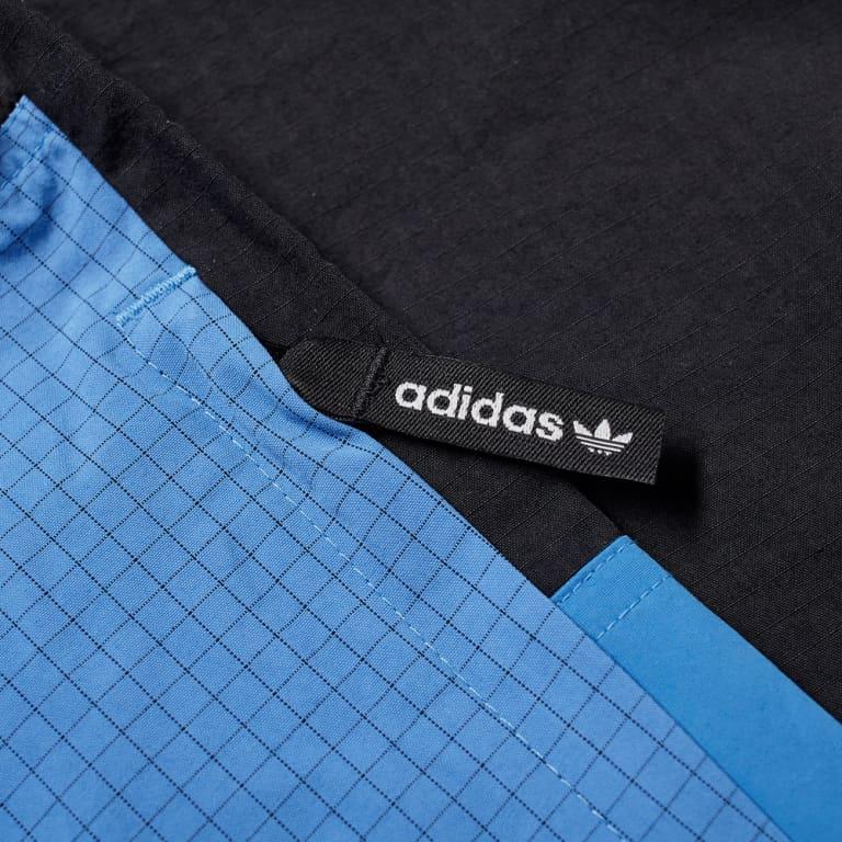 adidas Оригинальные прямые повседневные брюки с тремя полосками и принтом логотипа в стиле пэчворк, синие мужские брюки H09055