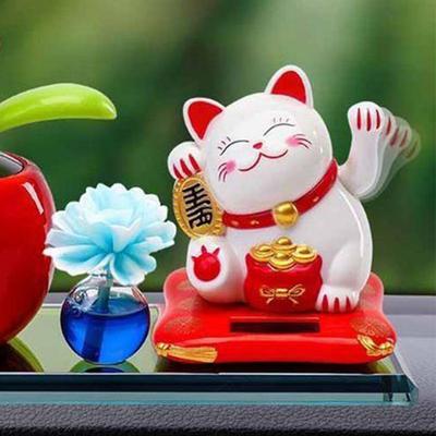 Солнечная энергия Maneki Neko Lucky Cat Машет рукой Приветствие Призывает Удачу Украшения Дома Офиса Автомобиля Украшения Аксессуары