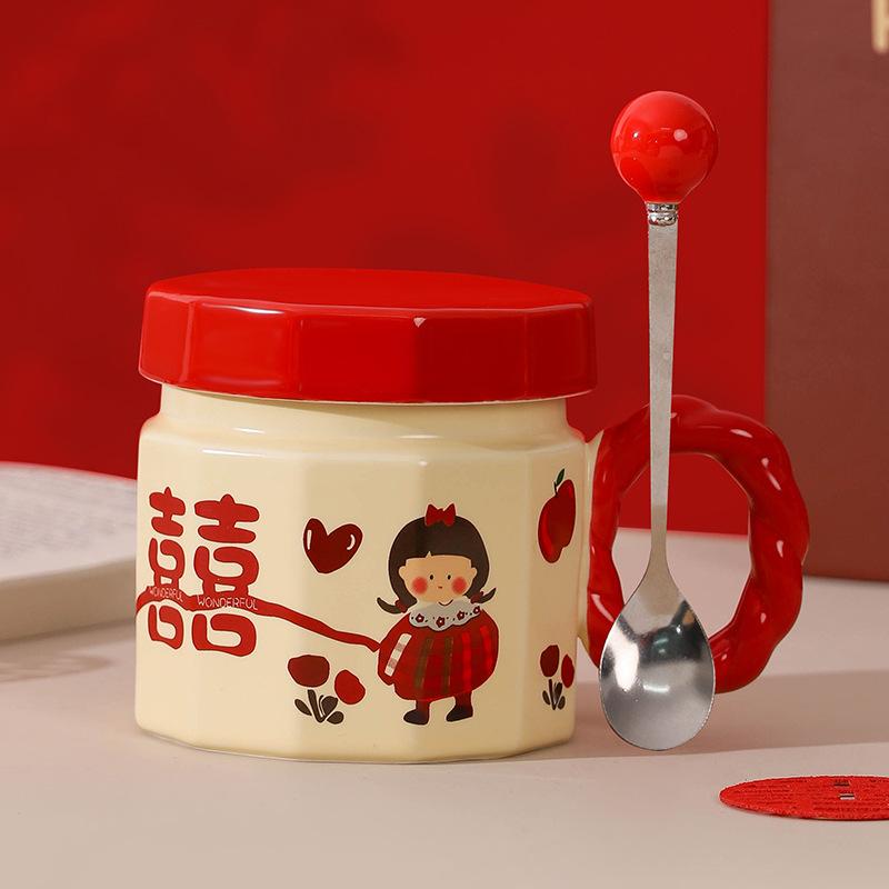 Керамическая кружка-сувенир, женская чашка с крышкой, свадебный подарок для молодоженов, пара праздничных чашек для воды для пар