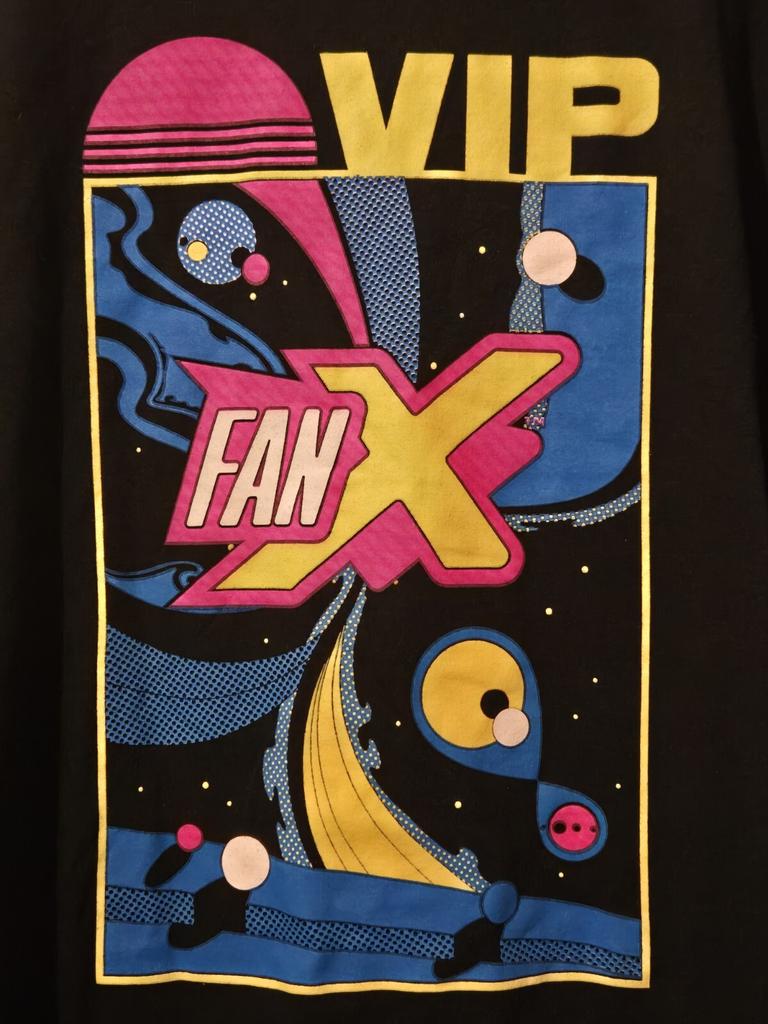 Fan X VIP Salt Lake Comic Convention Black & Purple Size XL Unisex T-Shirt