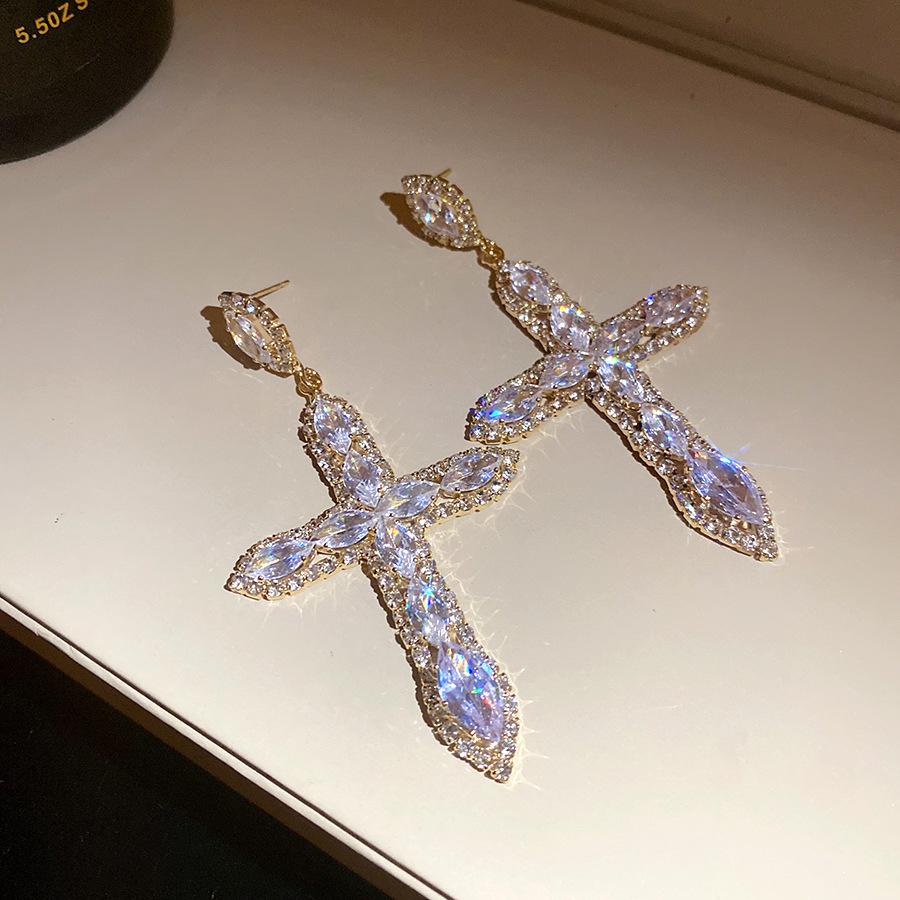 Серьги-подвески с крестом из бриллиантового циркона Silver Needle Европейские и американские простые модные серьги Легкая роскошь Премиальные серьги