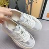 Внутренняя платформа с усилением Немецкие кроссовки женские 2025 осень новые интернет знаменитости спортивная обувь повседневная студенческая обувь для скейтбординга белые туфли