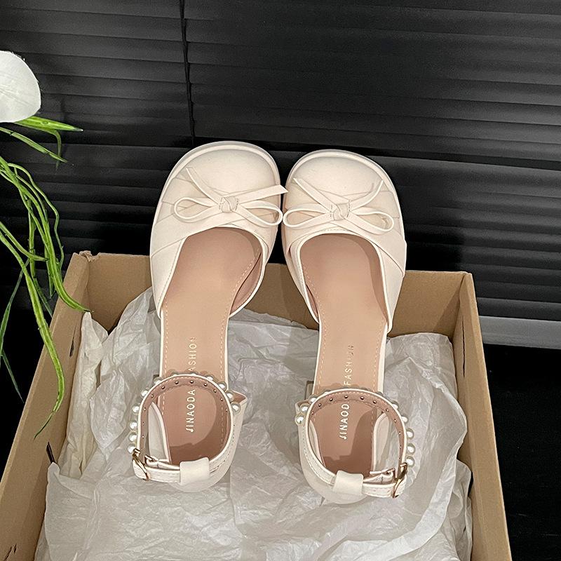 Модные горячо продаваемые туфли Мэри Джейн на блочном каблуке с французским бантом, женские, весна-лето 2025, с круглым носком, с мелким вырезом, с одной пряжкой, с каблуками, украшенными бусинами