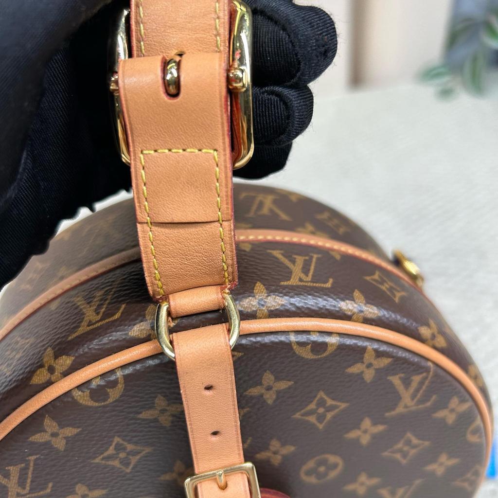 [Б/У] Маленькая Шляпная Коробка Monogram Canvas Кожаная Сумка на Плечо Средняя - Очень Хорошее Состояние #1PWMWUP