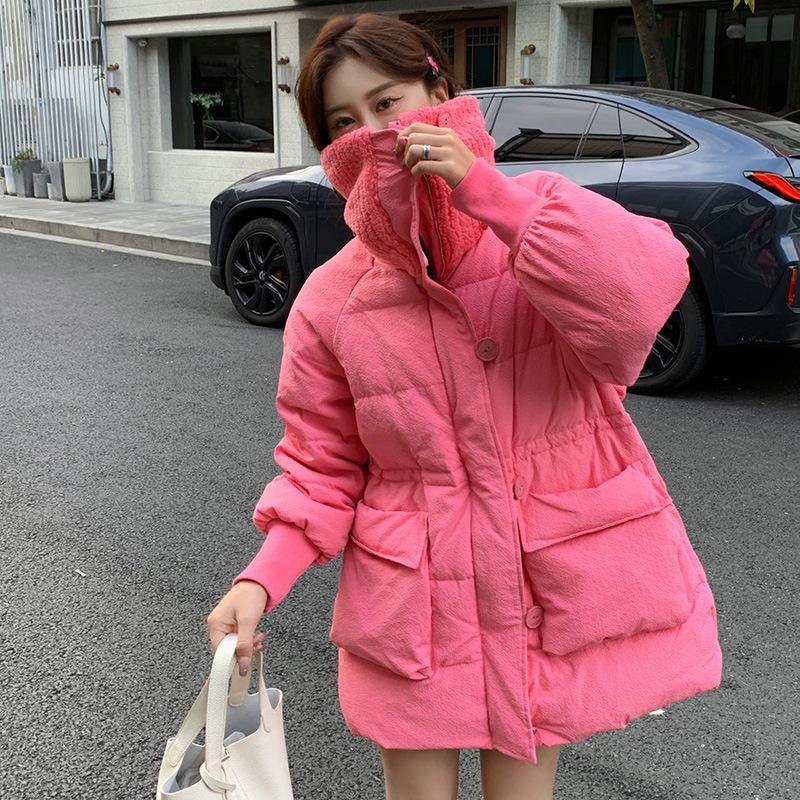 Женский пуховик средней и длинной длины с отворотами из овечьего пуха 2024 года, модное зимнее тонкое теплое маленькое пальто прилив