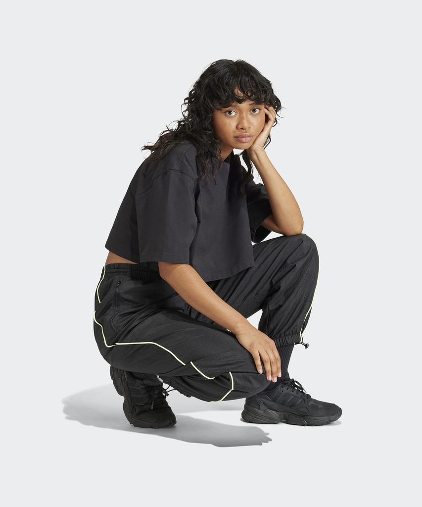 ADIDAS Parachute Pants - Black / It9698
