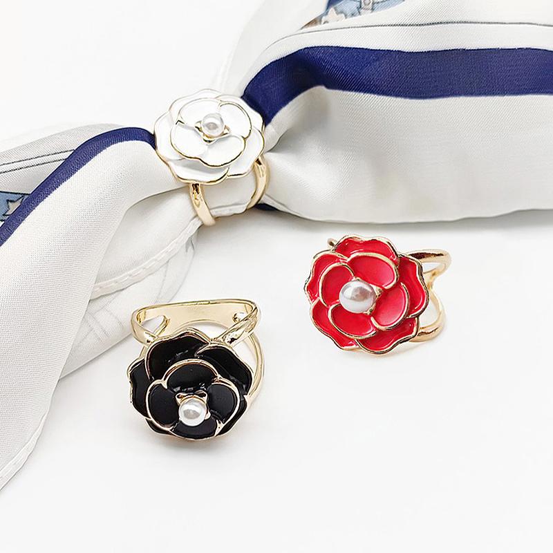 Simple Silk Scarf Buckle Jewelry Brooch, Camellia, Retro Temperament, High-end, Light, Luxury, Fashion Accessories