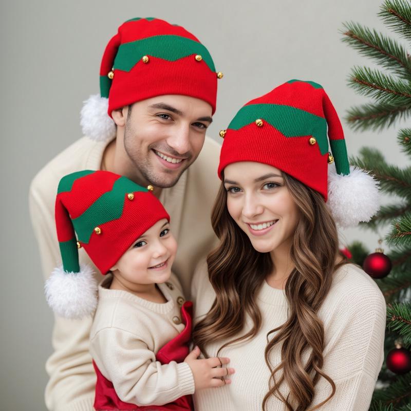 Рождественская детско-родительская вязаная шапка с колокольчиком и помпоном - Теплая праздничная шерстяная шапка