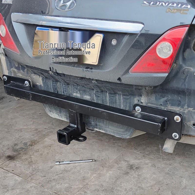 "Modern Trailer Hitch for Off-road Modification: Tow Bar, Rear Bumper, Rogue Hook for RV & Yacht".