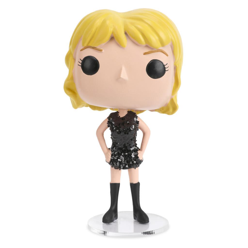 Modern Minimalist Taylor Swift Resin Doll Figurine Decorative Piece For Home And Office Spaces