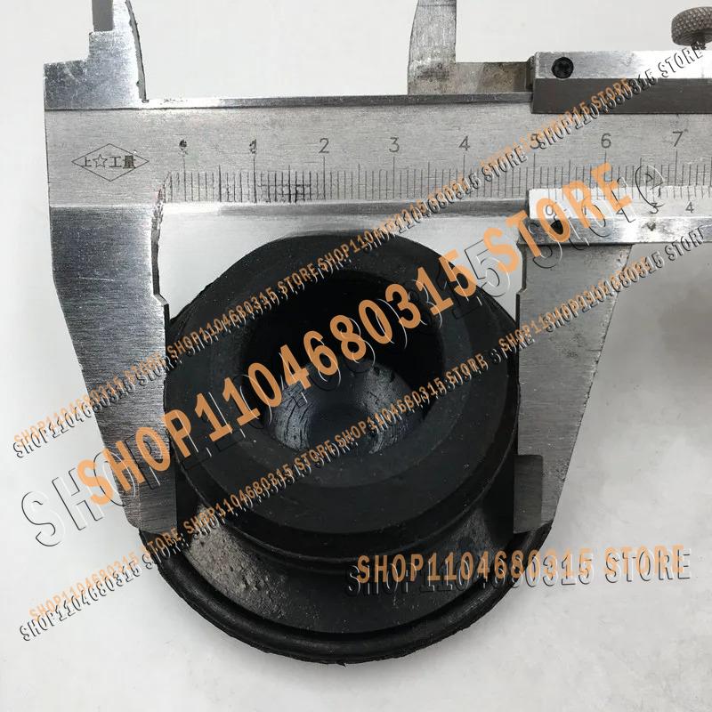 For High Quality Excavator Oil Cap EX200 230-3/5/6 Engine 6BG1/6BD1 Fuel Cap Parts