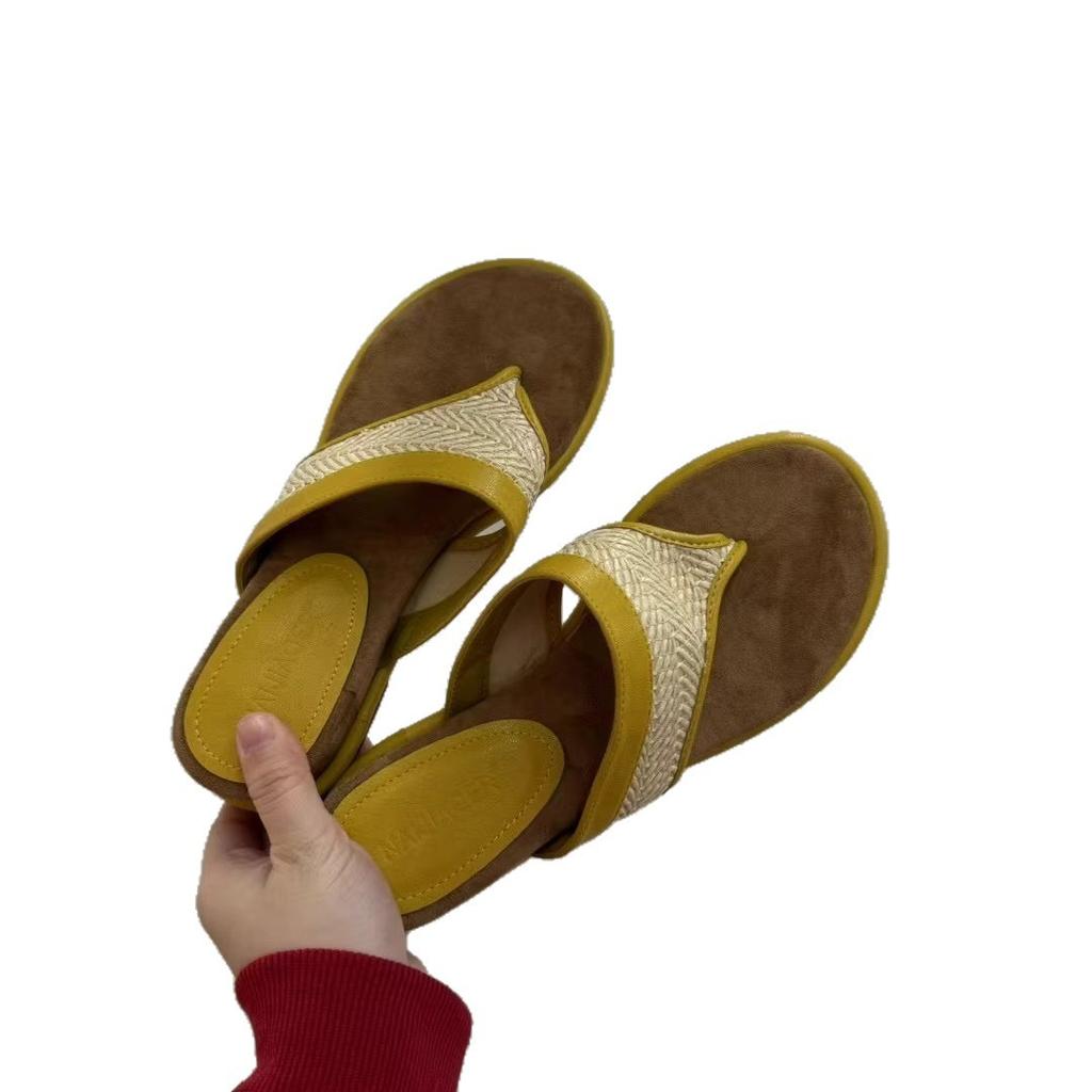 Retro casual niche toe mop woven linen flip-flops fashionable and comfortable beach shoes wedge heel cool slippers