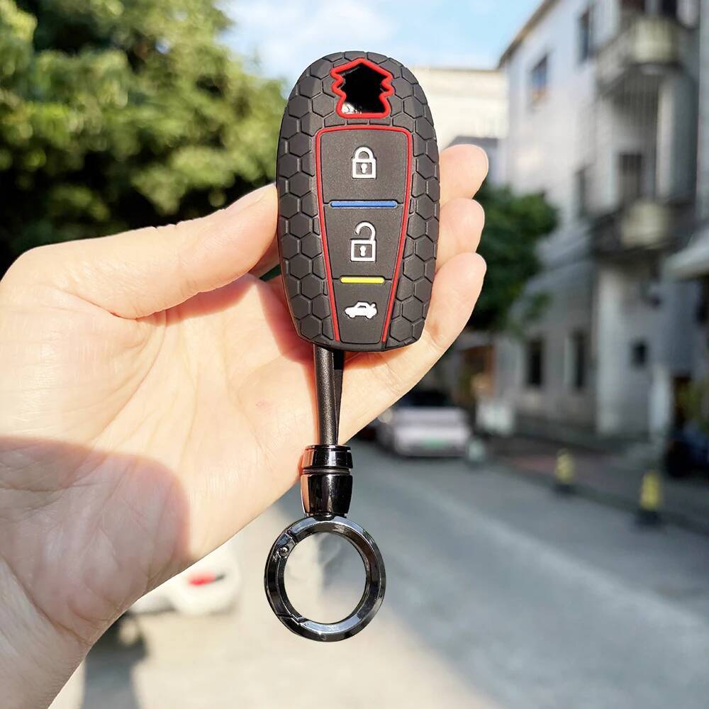 Soft Key Case Shell Fob For Suzuki Vitara Swift Ignis Kizashi Sx4 Baleno Ertiga Samurai S-Cross Accessories Key Holder Key Caps
