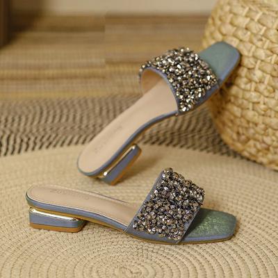 Модные крутые тапочки для женщин Модные плоские повседневные пляжные шлепанцы Женские роскошные со стразами с открытым носком на мягкой подошве Блестящие сандалии 2024