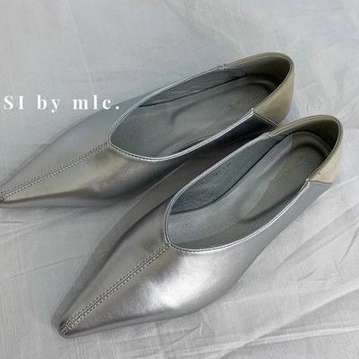 Туфли с острым носком для женщин 2024 Осень Новые Легкие и Удобные Женские Балетки Модные Туфли с Мелким Вырезом с Леопардовым Принтом