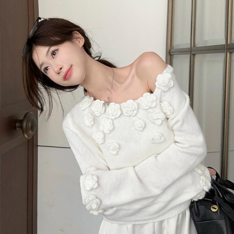 Spring and Autumn Women's New Three-dimensional Rose Shoulder Short Sweet Long-sleeved Sweater