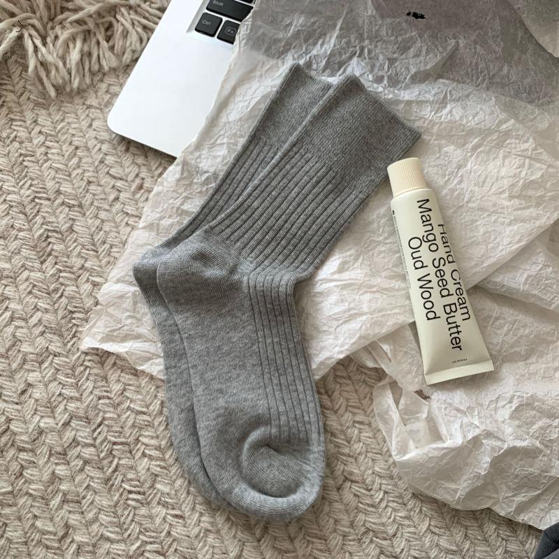 Женские Новые Осенние Товары Все Виды Повседневные Однотонные Носки-трубы с дымкой